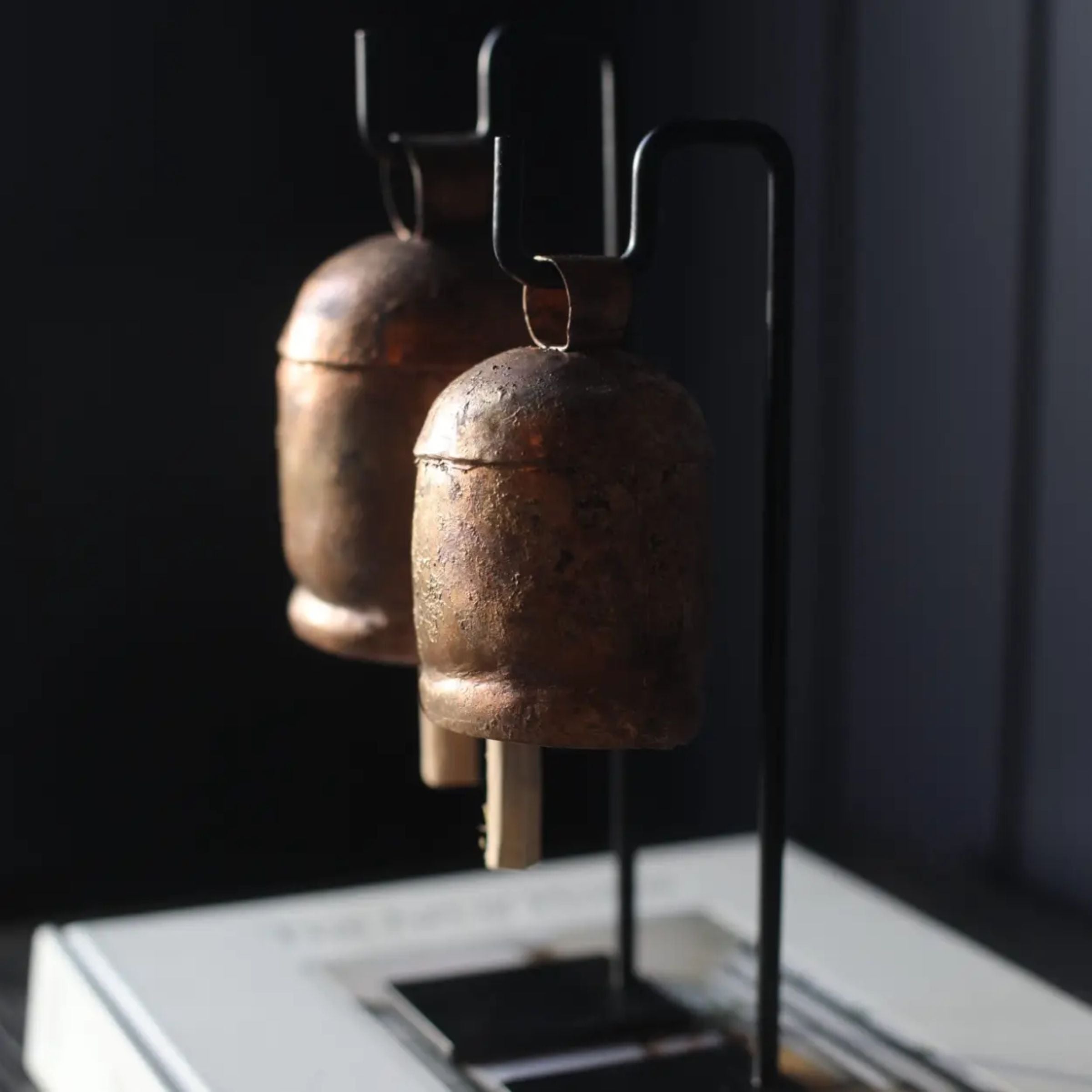 Iron Bell Stand – Simone & Ivy