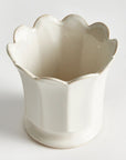 Maline Footed Pot