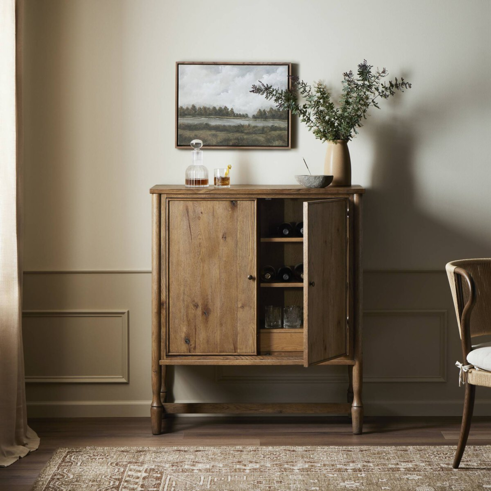 Bari Bar Cabinet
