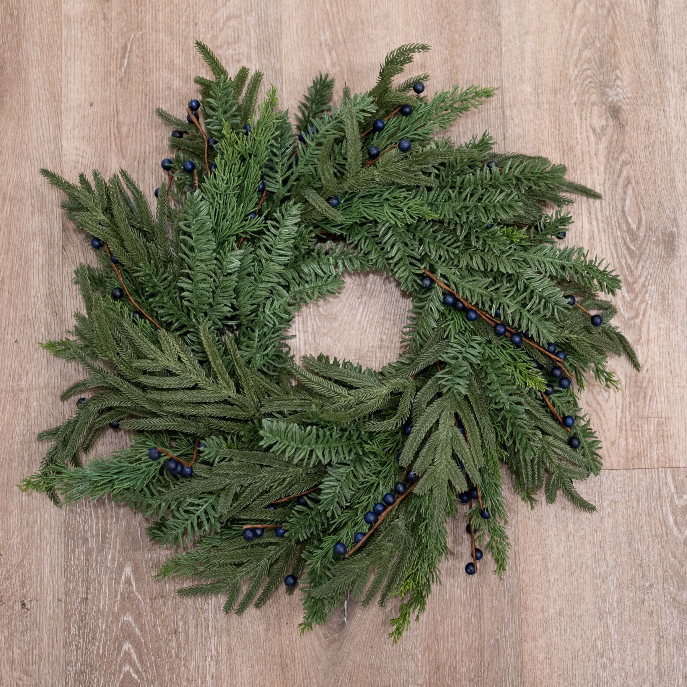 Blueberry Evergreen Wreath 24&quot;