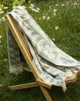 Daisy Days Throw