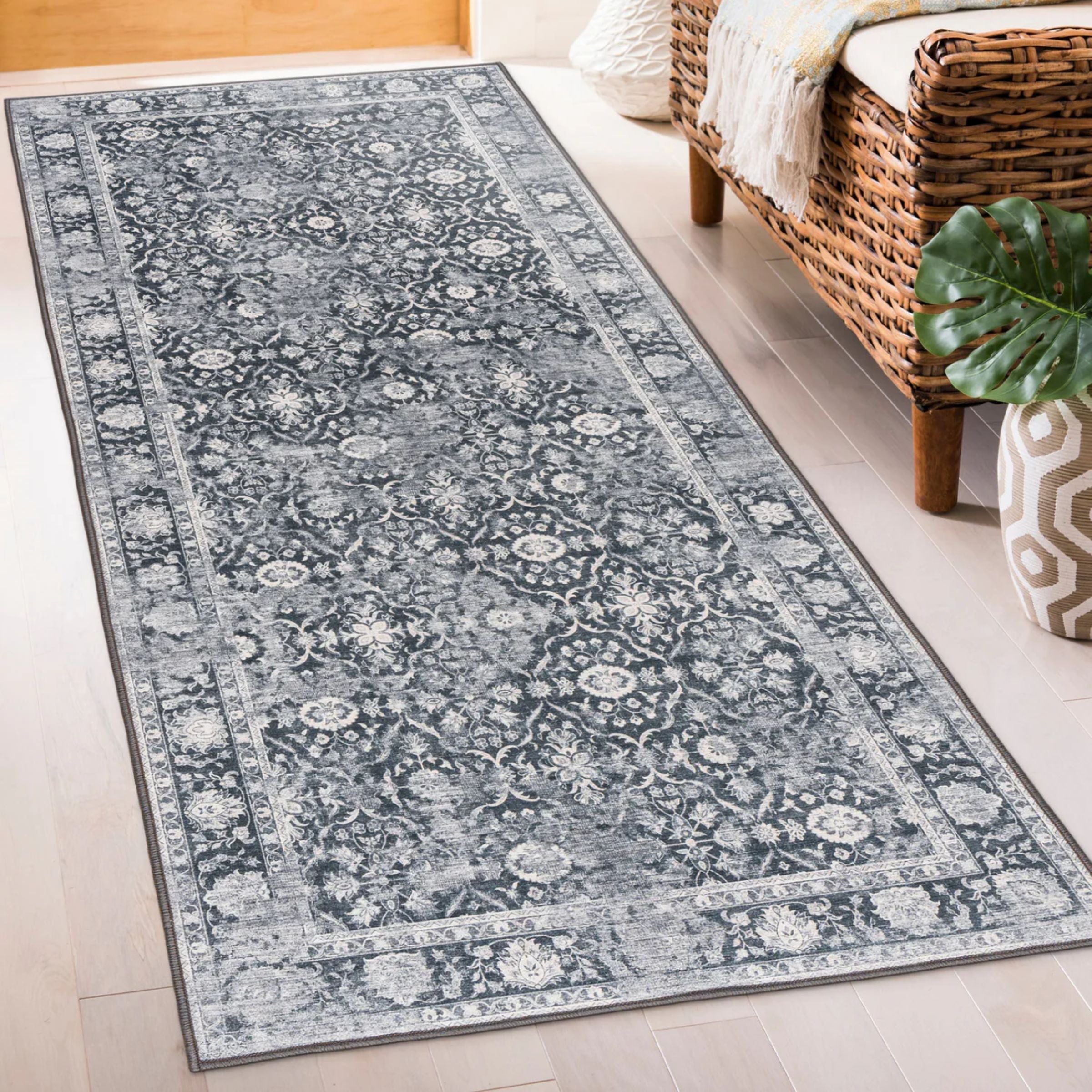 Noor Vintage Rug | Dark Charcoal