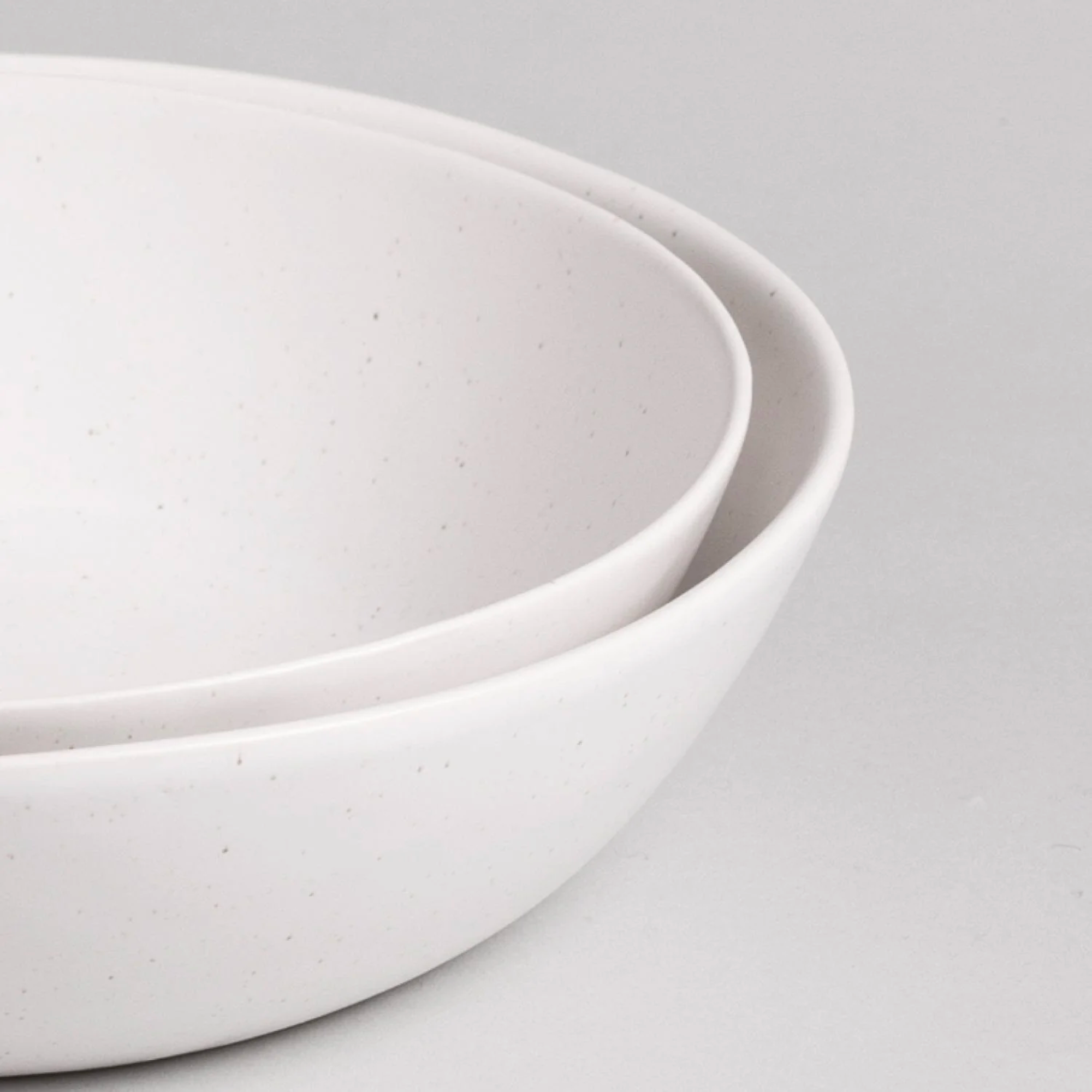 Fable The Low Serving Bowls - Speckled White