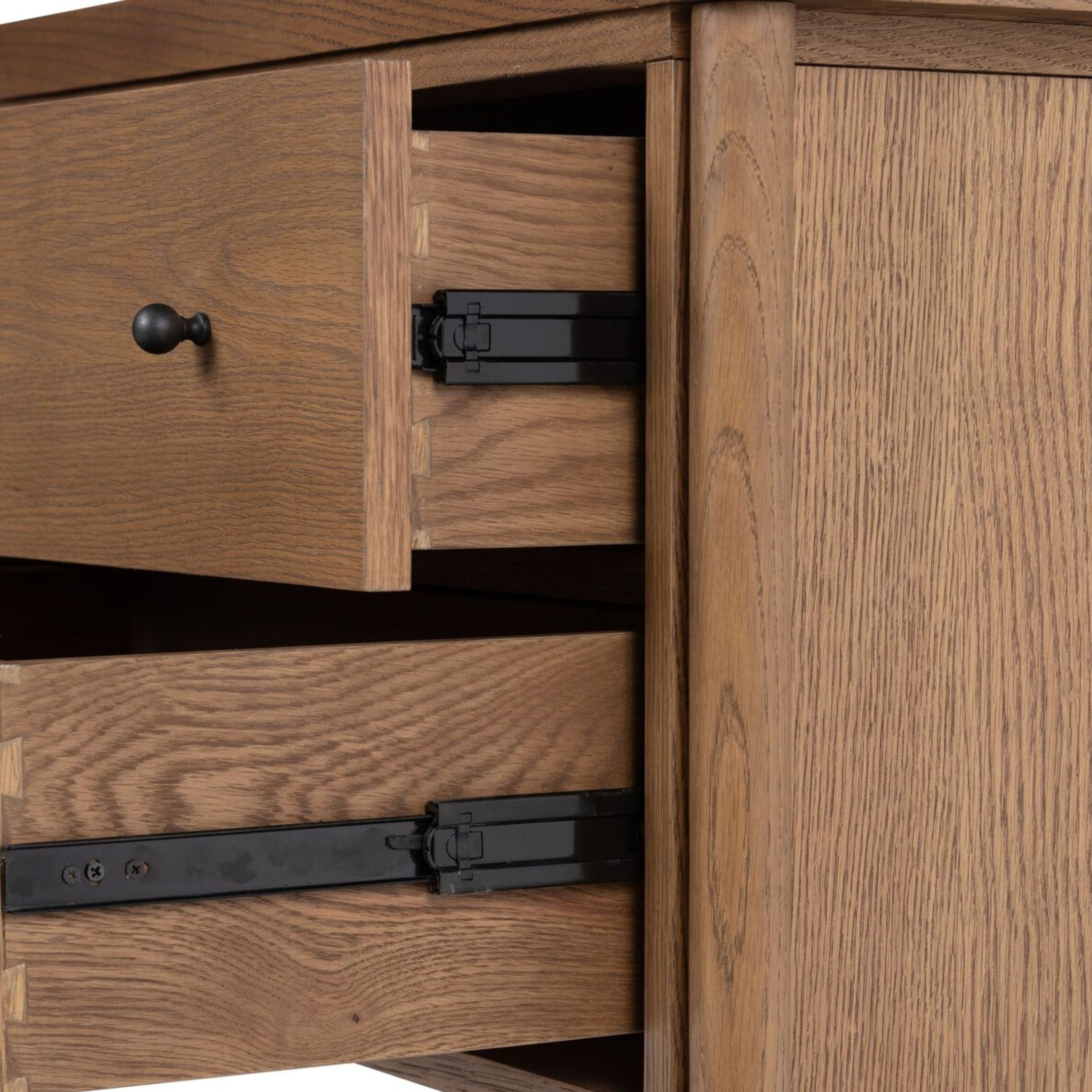 Roark Nightstand
