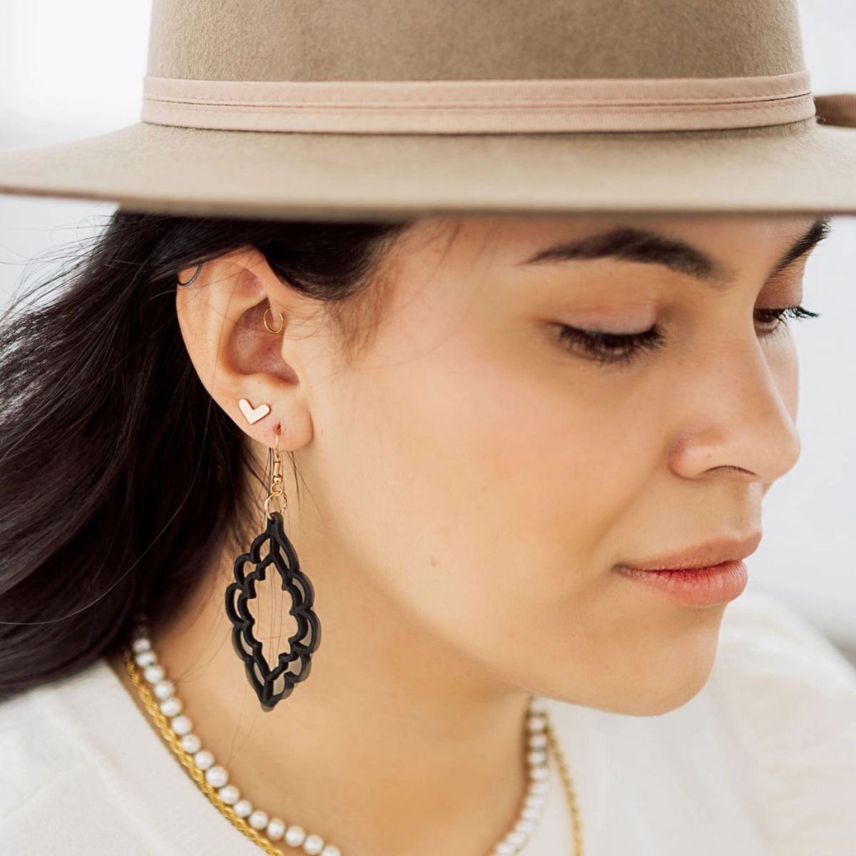 Heart Valley Stud Earrings