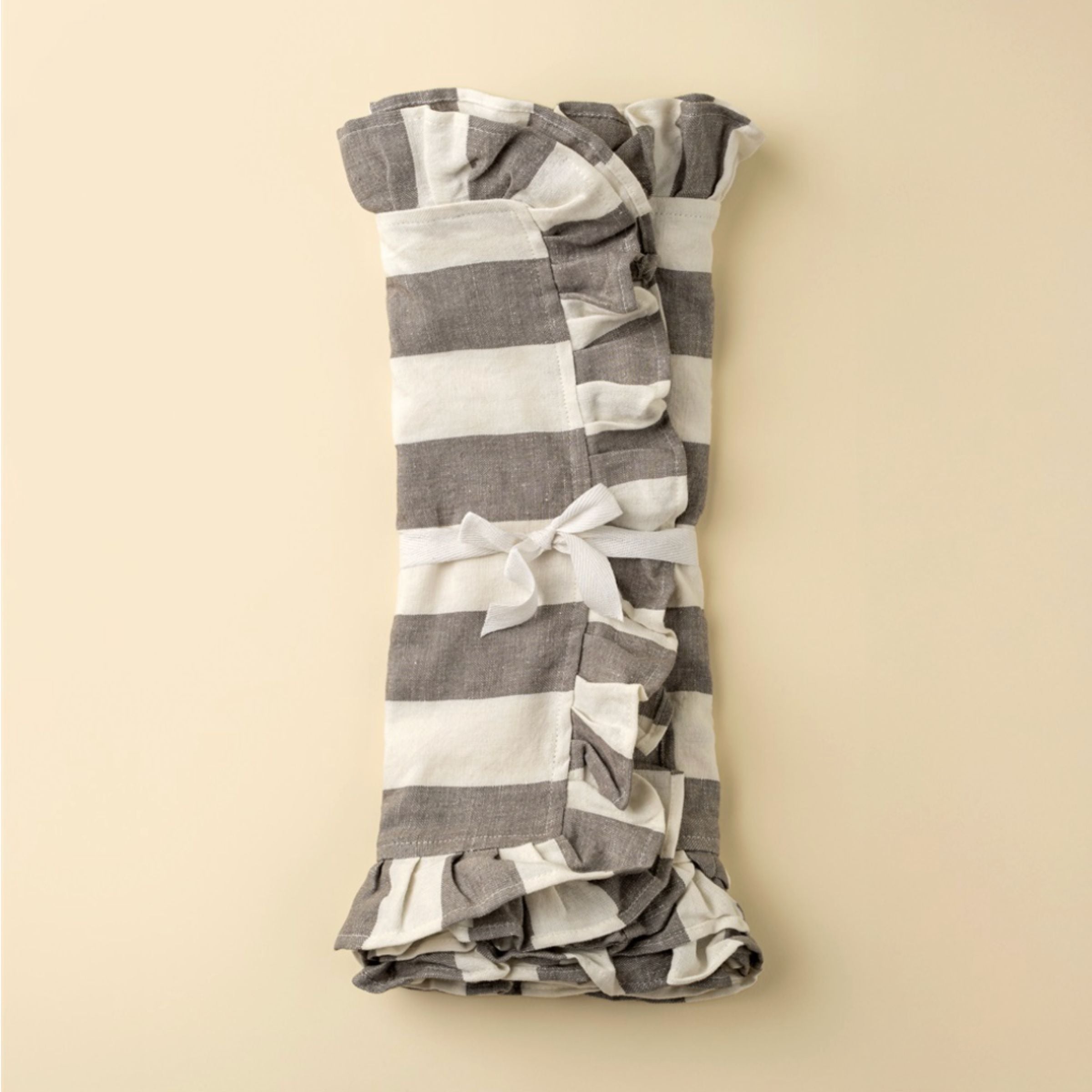 Ruffle Thick Stripe Table Runner | Grey