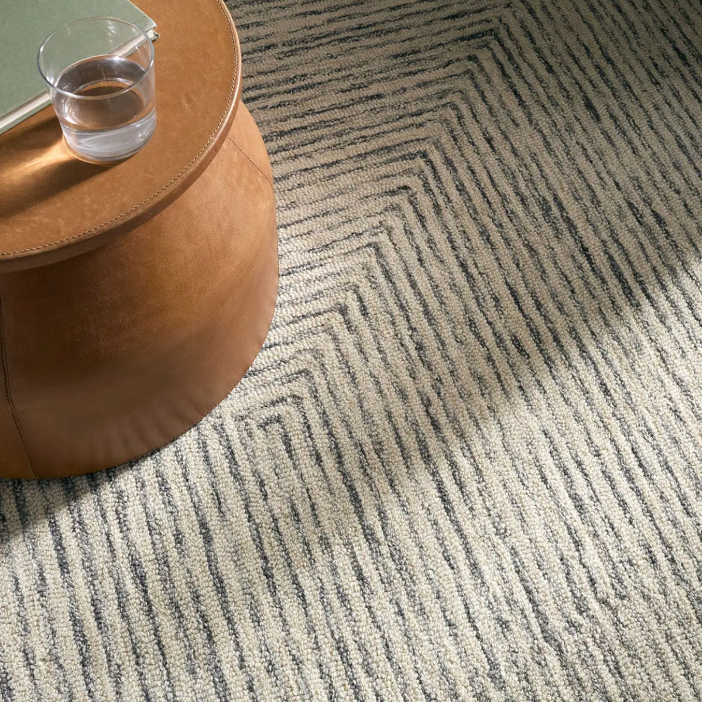 Kafes Rug | White/Tan