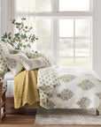 Kamira Quilt Set