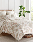Selesta Quilt Set