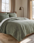 Velvet Stitch Quilt Set