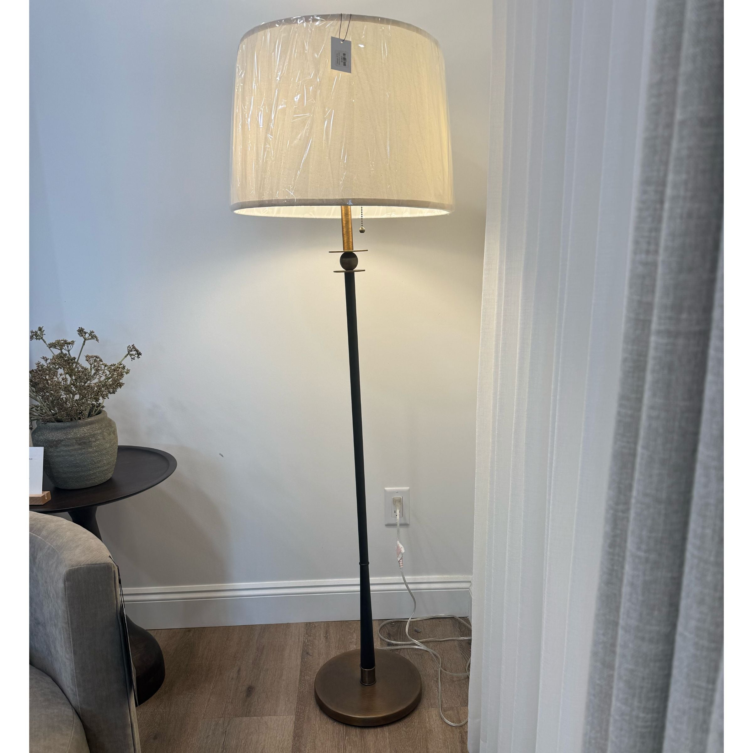 Alban Floor Lamp | AS-IS