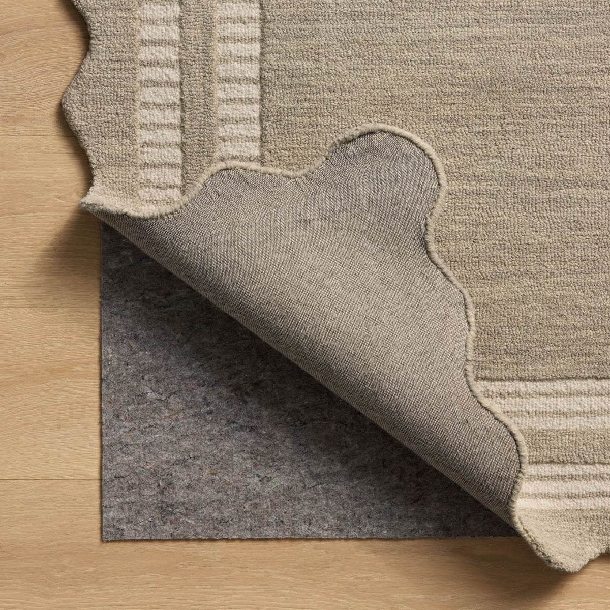 Loloi Scottie Rug | Fog/Ivory