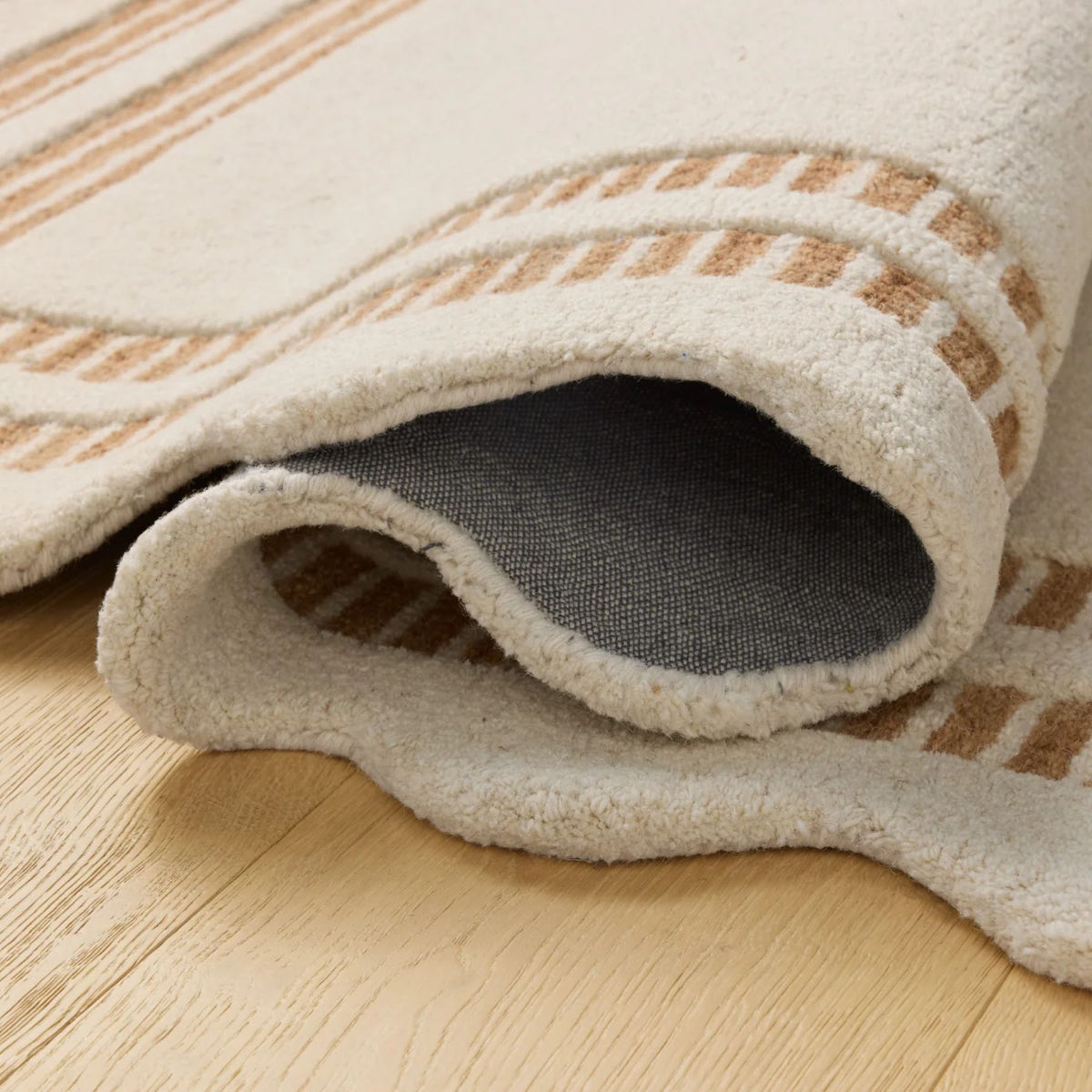 Loloi Scottie Rug | Ivory/Rust