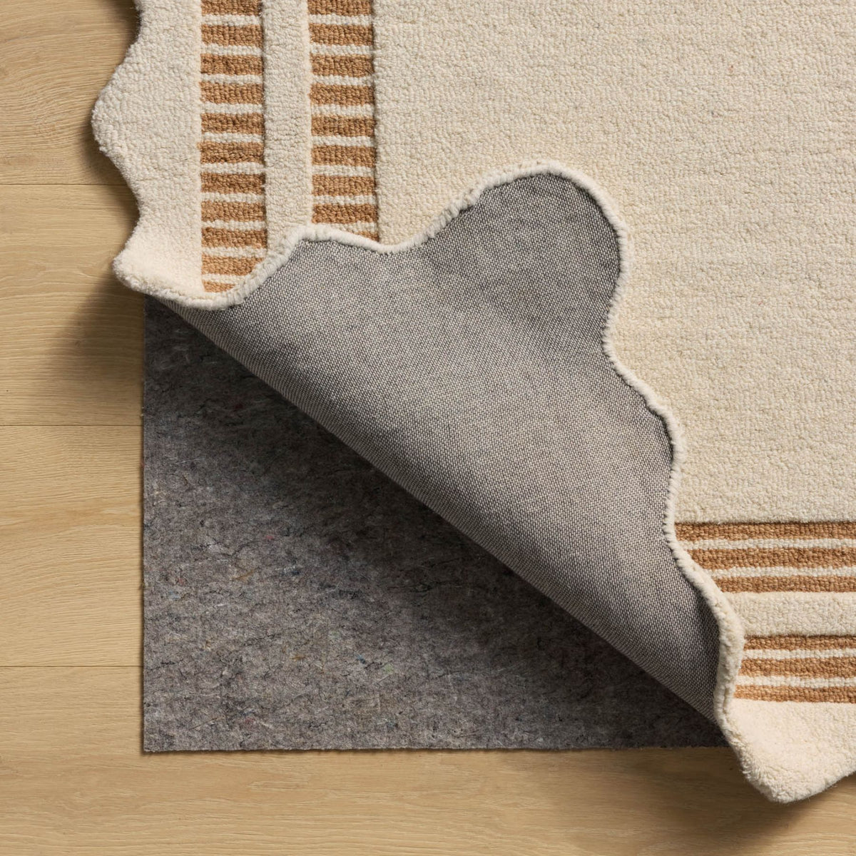 Loloi Scottie Rug | Ivory/Rust