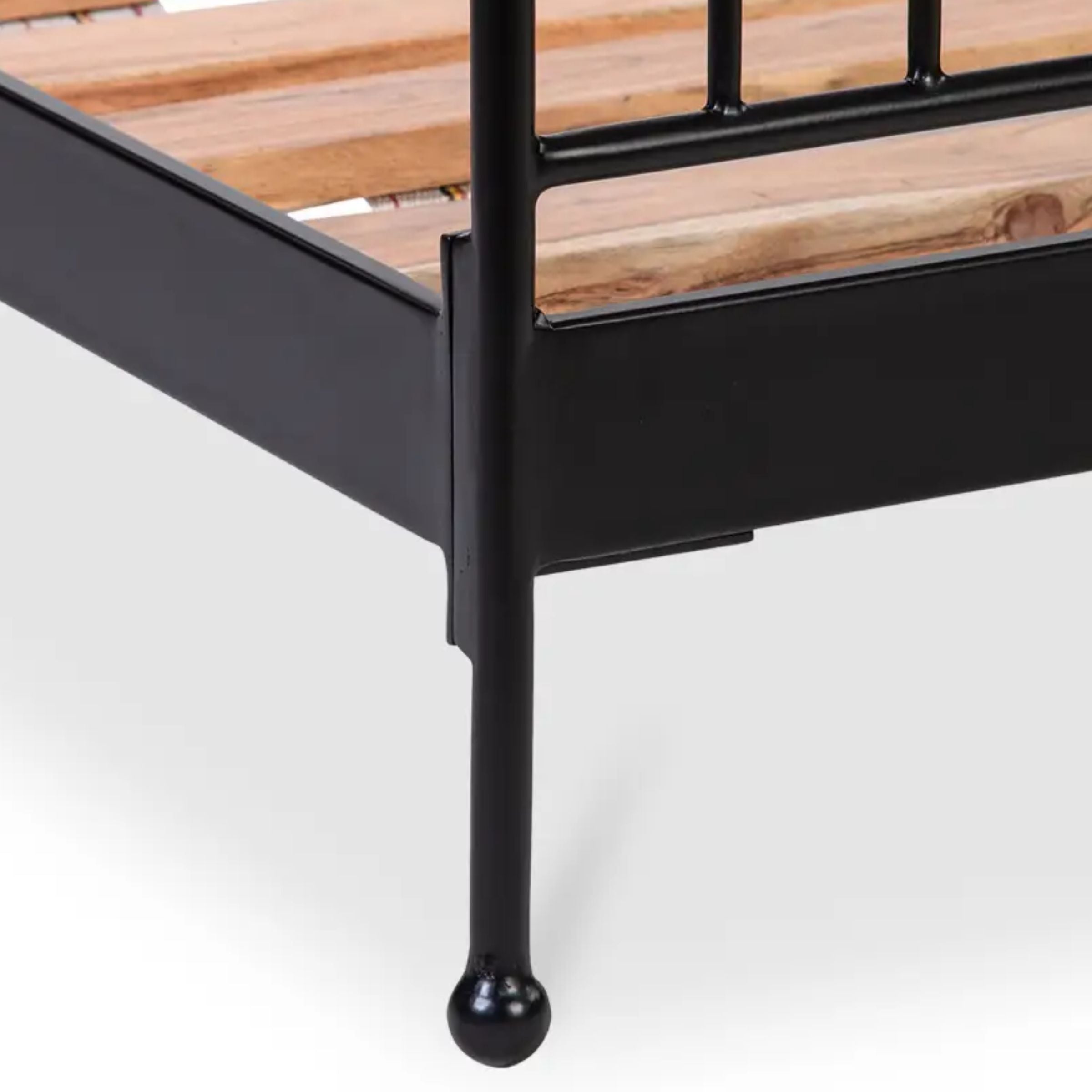 Monet Bed