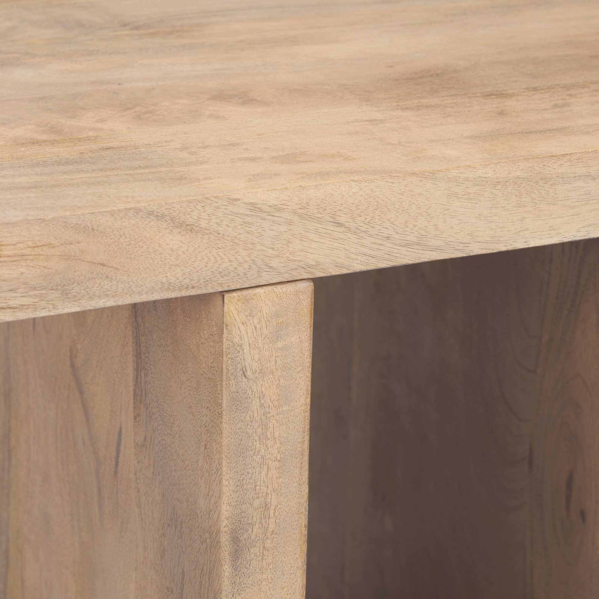 Nohr Accent Table
