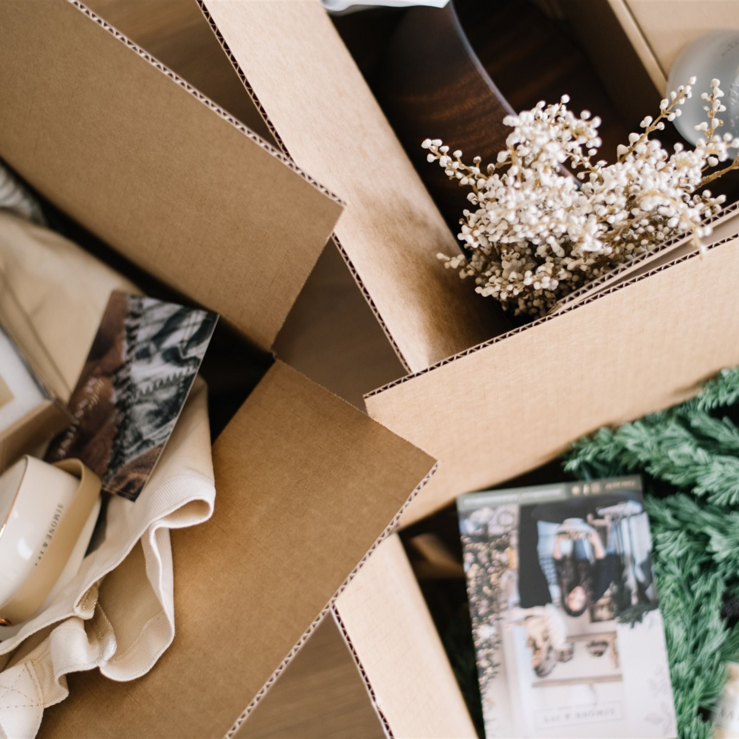 S&I Seasonal Refresh Box | Home Subscription Box | Simone & Ivy