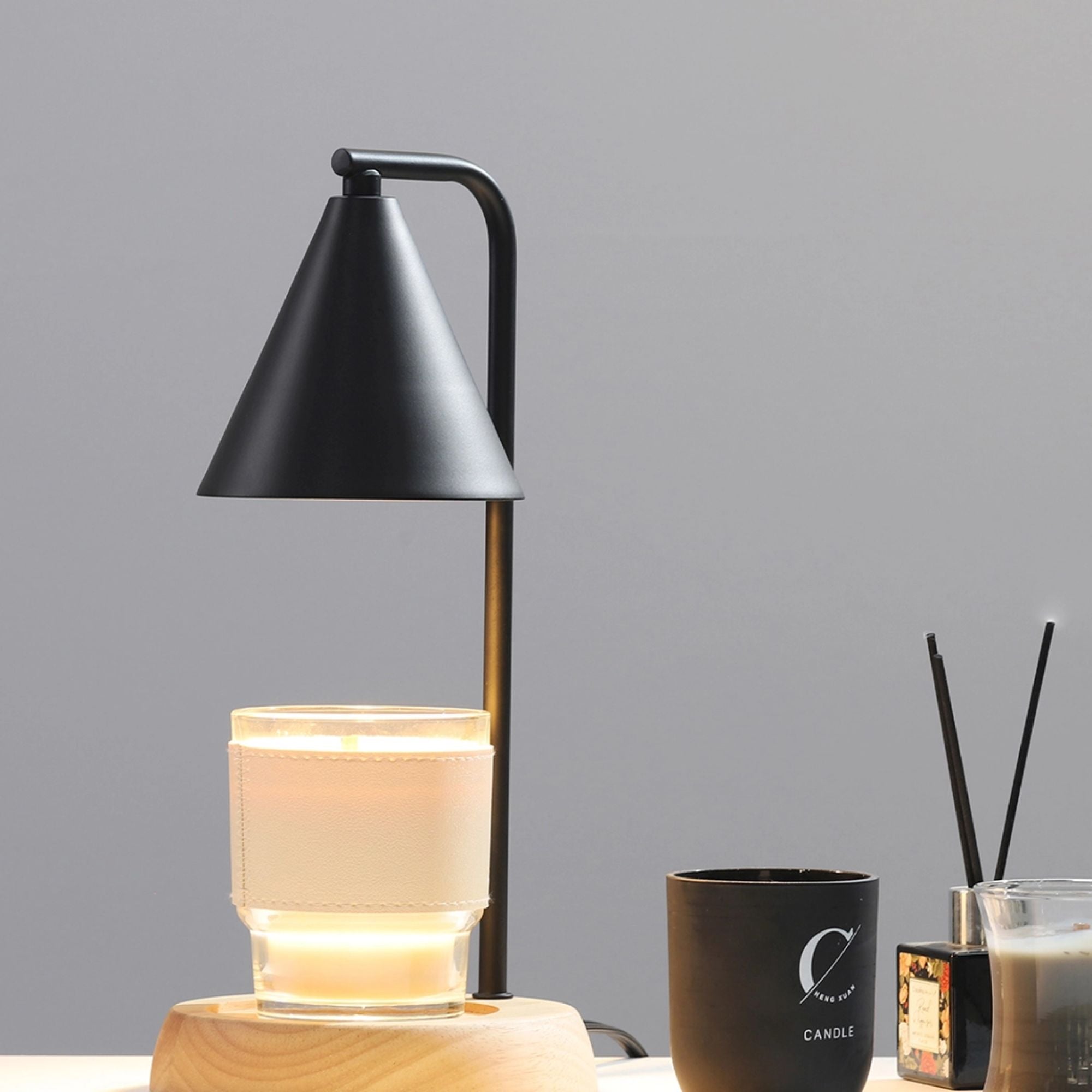 Minimalistic Candle Warmer | Matte Black