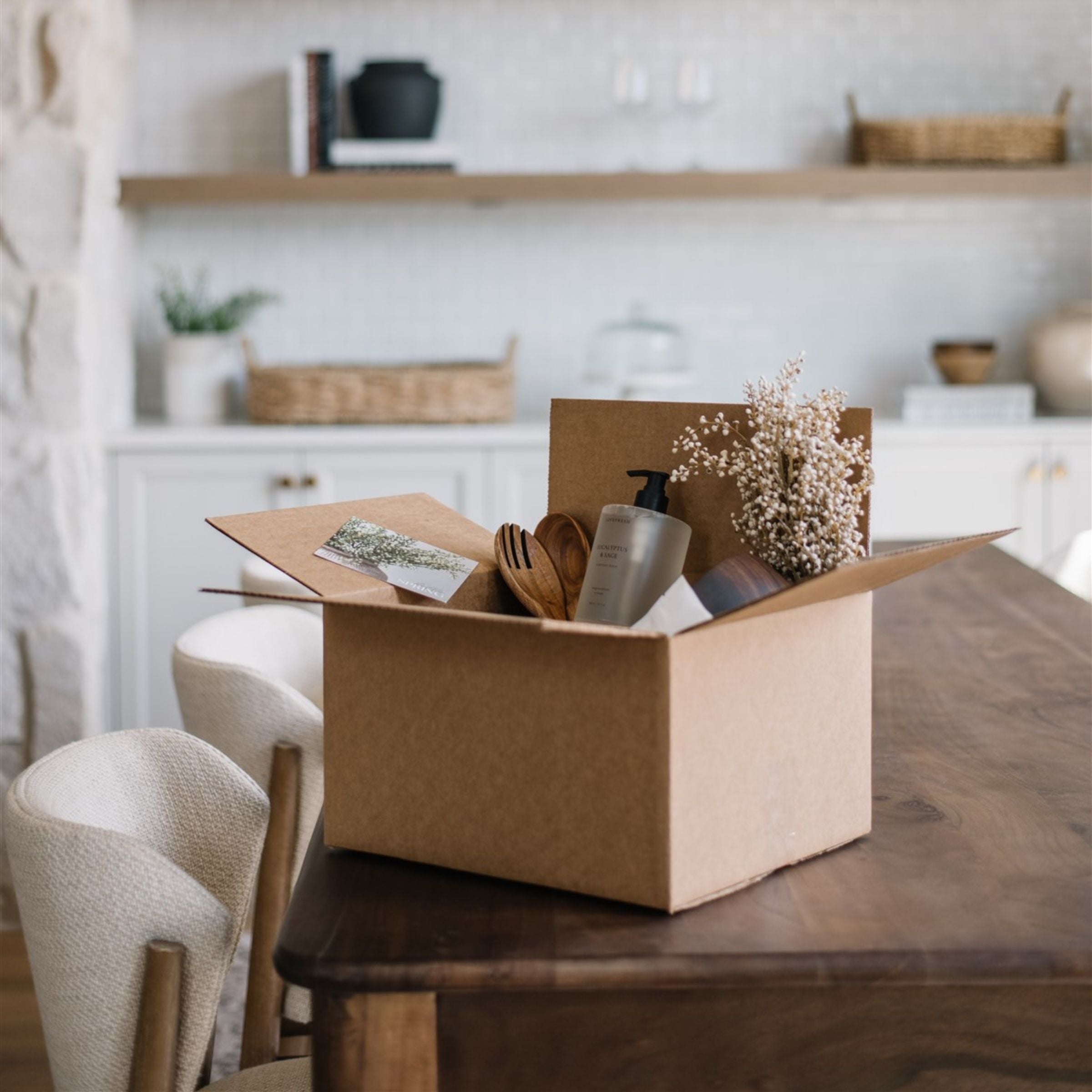 S&I Seasonal Refresh Box | Home Subscription Box | Simone & Ivy