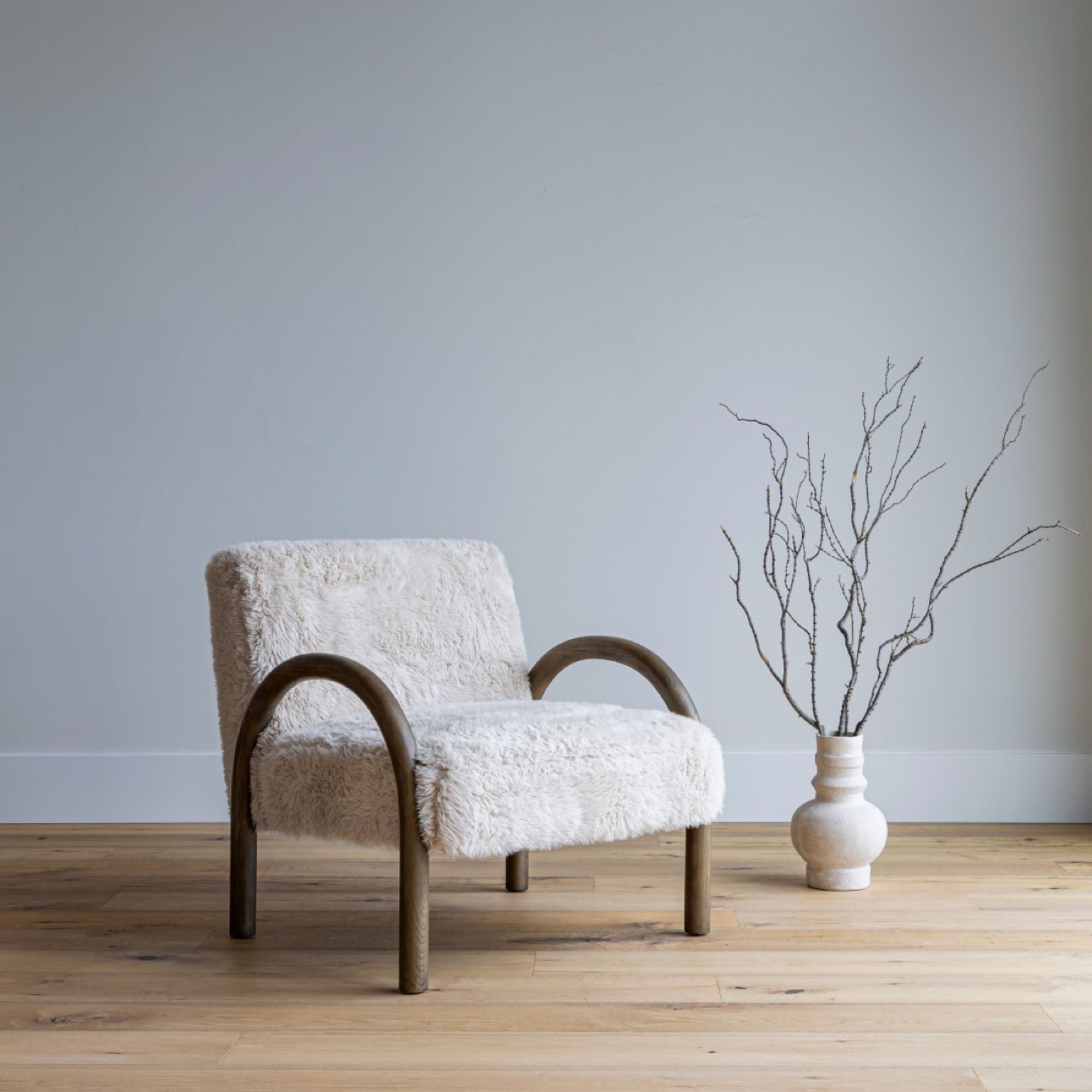 Eros Chair | Shaggy Sand