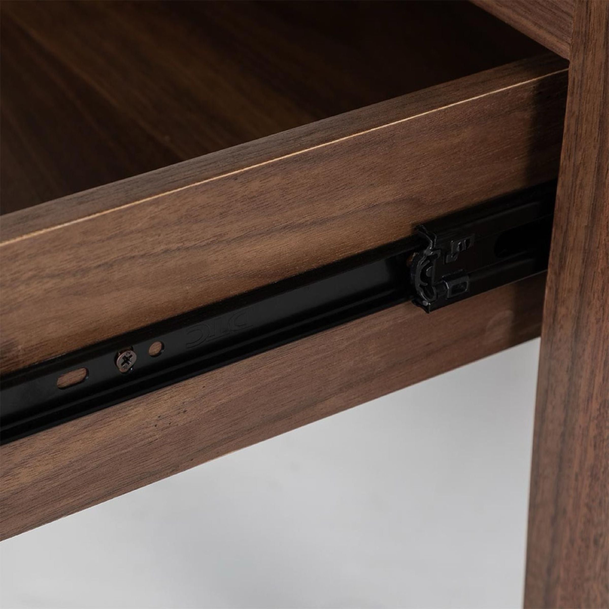 Hara 1 Drawer Nightstand