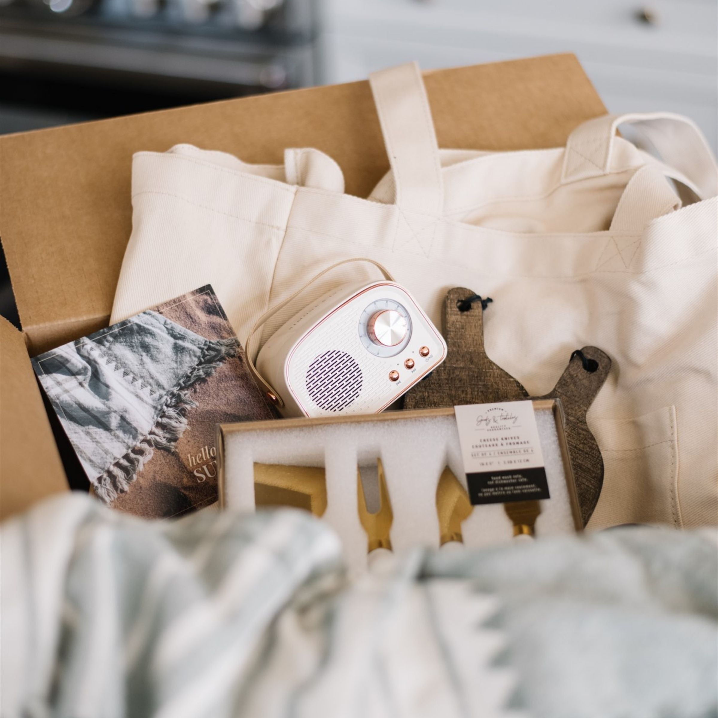 S&I Seasonal Refresh Box – Simone & Ivy