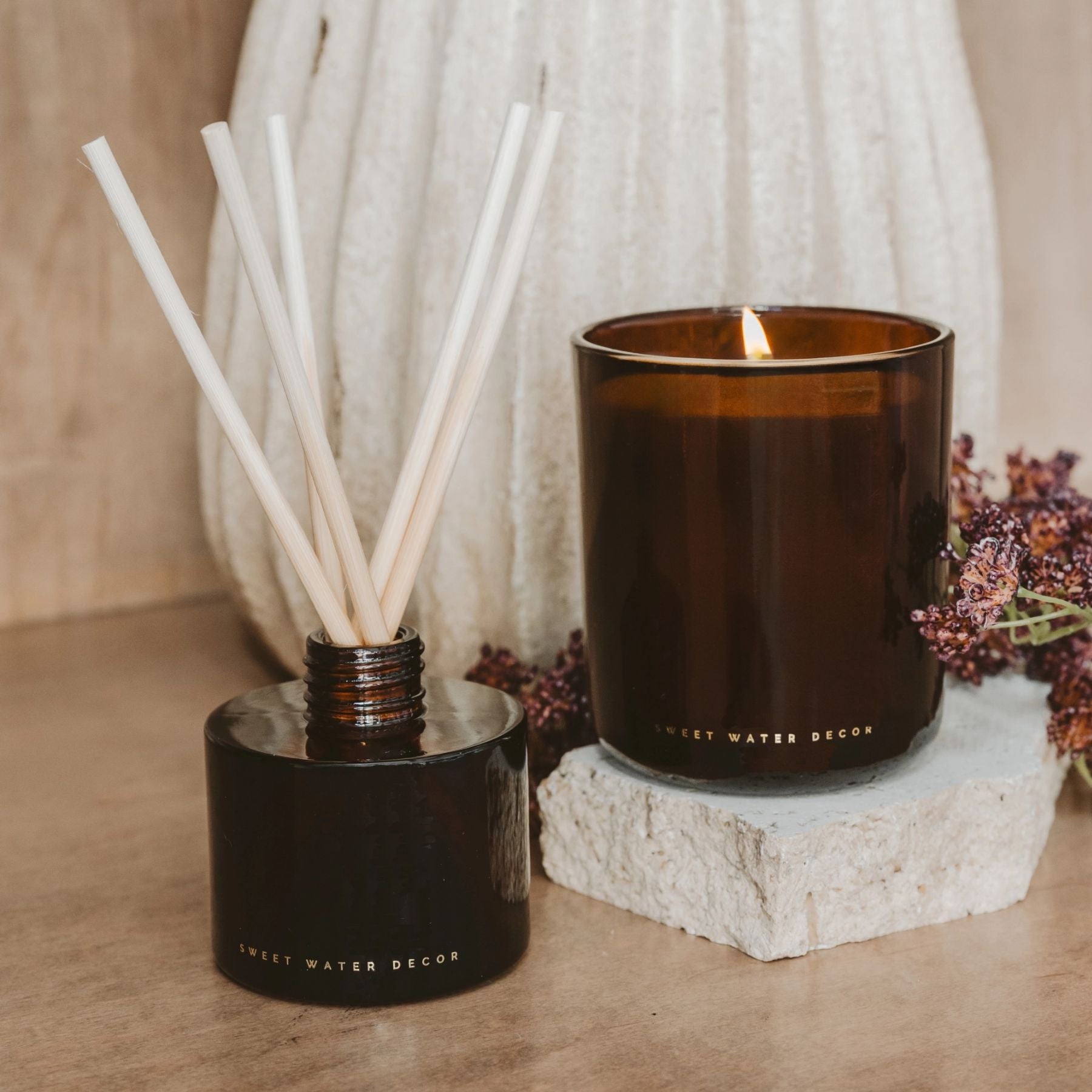 Farmhouse Amber Boxed Candle