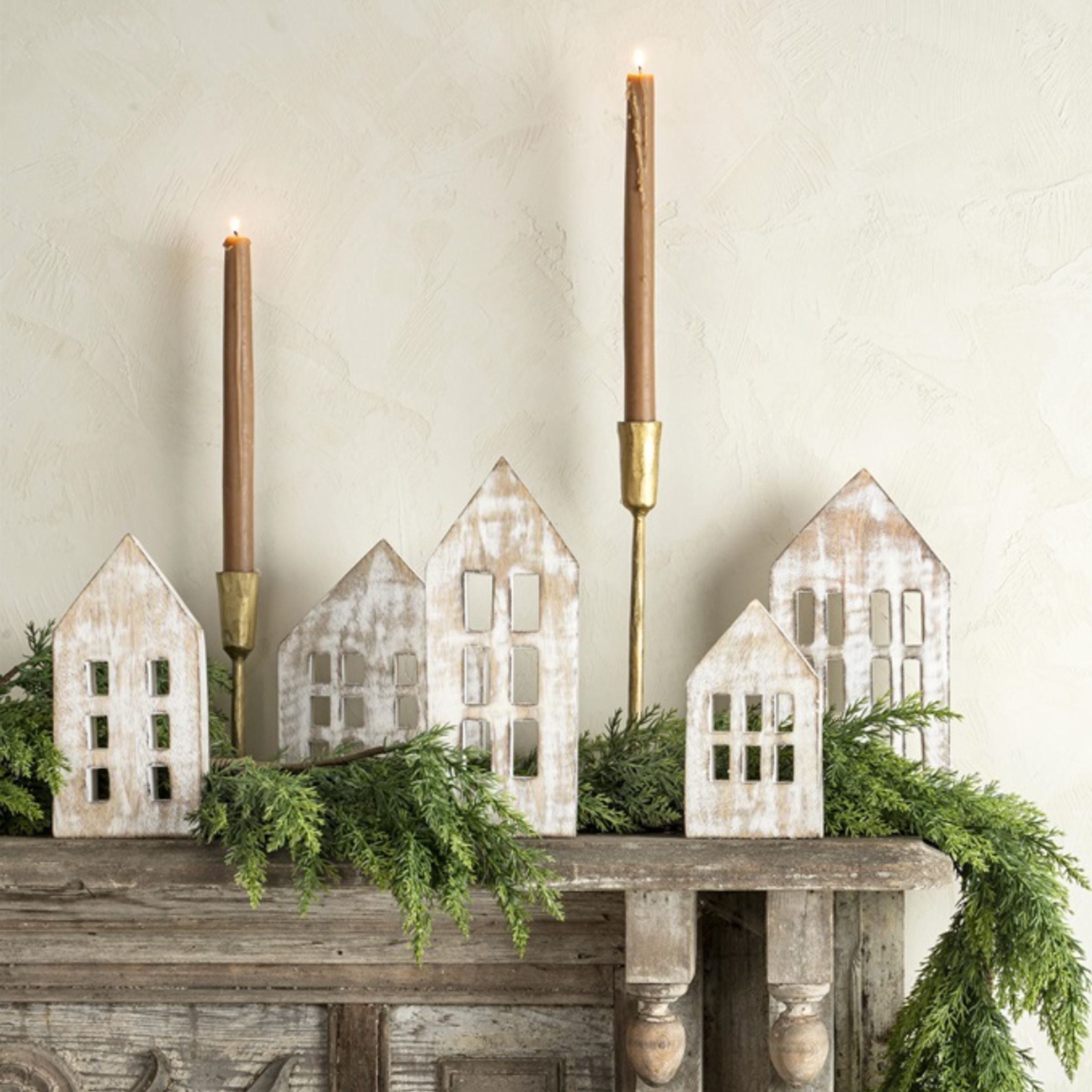 Wooden Winter House Set